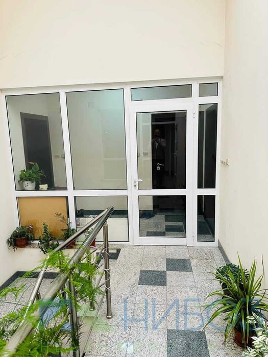 Продава се Тристаен апартамент в Стара Загора, Център - 101 кв.м за 1288 €/кв.м - Снимка #13