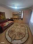 Casă tradițională cu 3 corpuri, curte și grăd