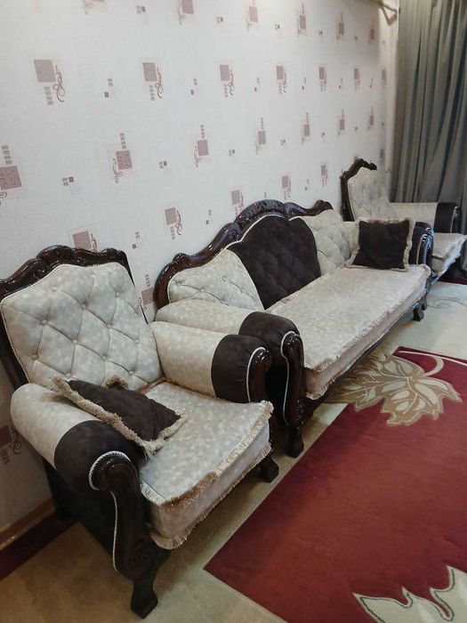 Продаётся мебель для спальни и кухни