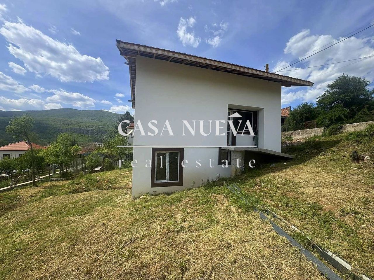 Продава се Къща в Земен - 180 кв.м за 473 €/кв.м - Снимка #4