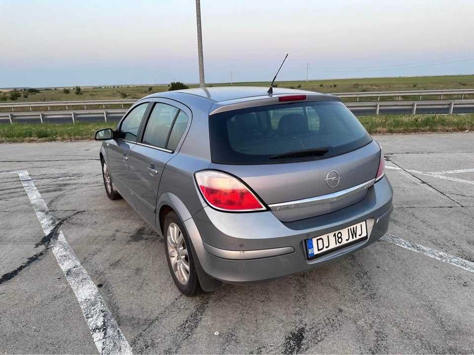 Opel Astra H 1.7 CDTi 2005