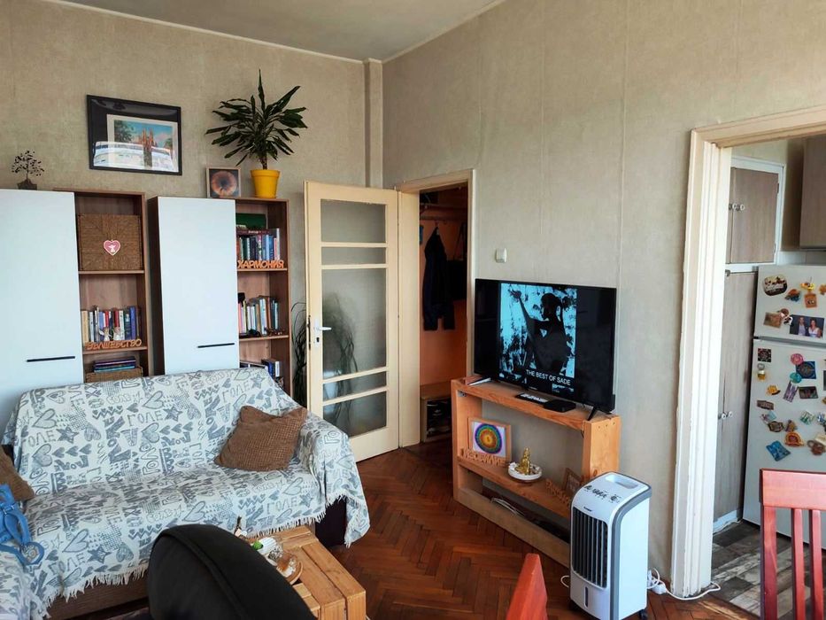 Продава се Двустаен апартамент в Варна, Централна поща - 66 кв.м за 2175 €/кв.м - Снимка #3