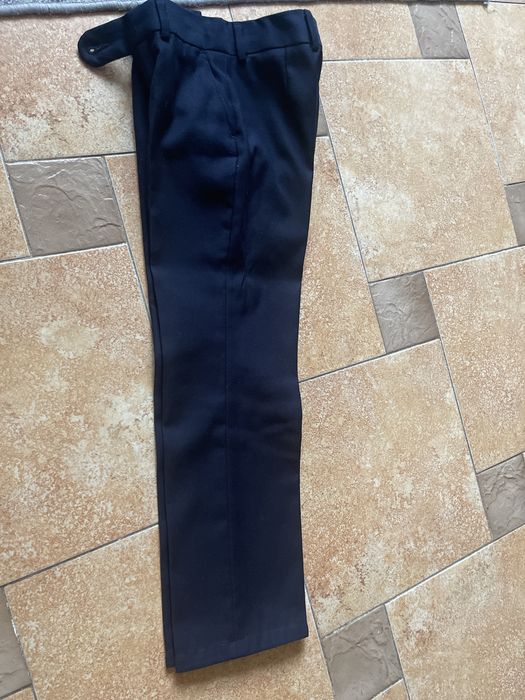 Школьный набор одежды и обувь школьнику