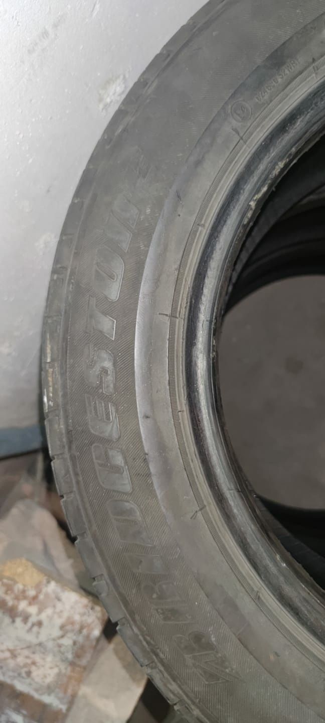 Vind 4 cauciucuri vara195/60R1.4genti aluminiu 4×100.