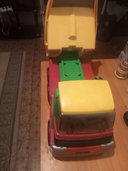 Продам игрушки в