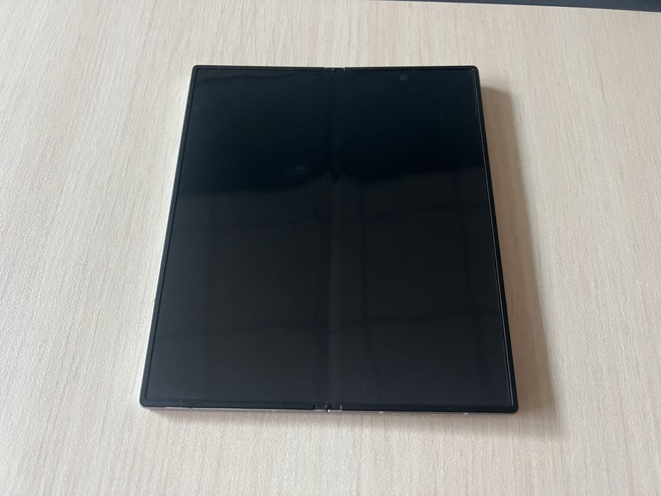 Продавам Samsung Galaxy Z Fold6 256/12GB