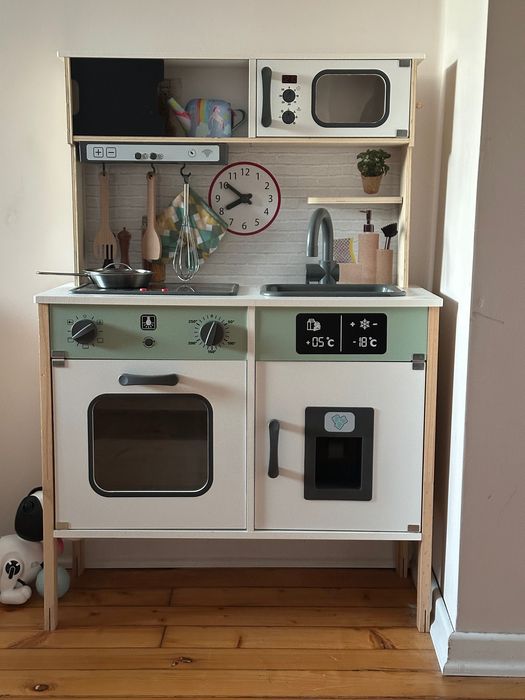 Детска дървена кухня