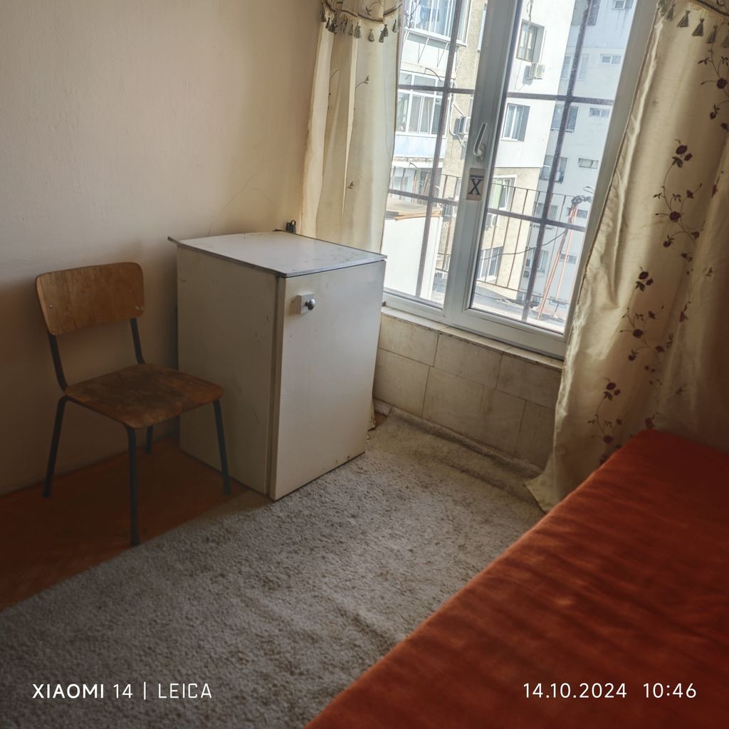 Дава се под наем Ателие в Варна, Център - 10 кв.м за 63.75 € - Снимка #4