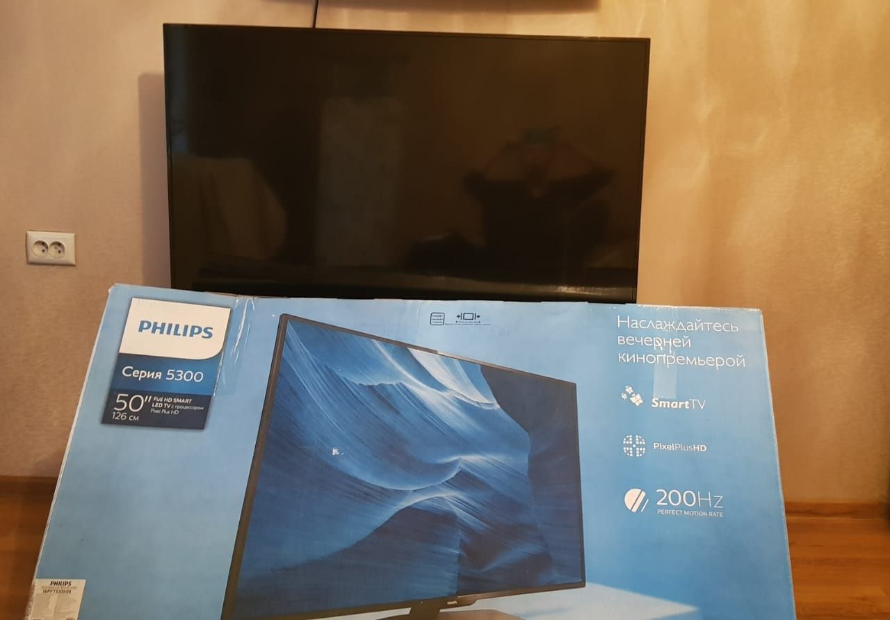 Телевизор Philips Smart TV