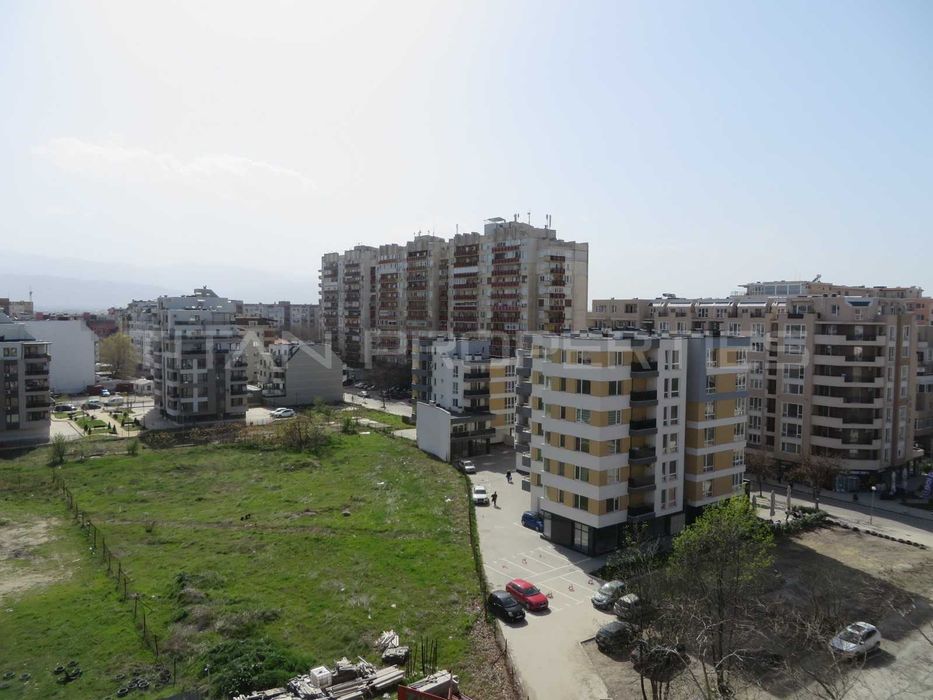 Продава се Тристаен апартамент в Пловдив, Въстанически - 107 кв.м за 1150 €/кв.м - Снимка #5