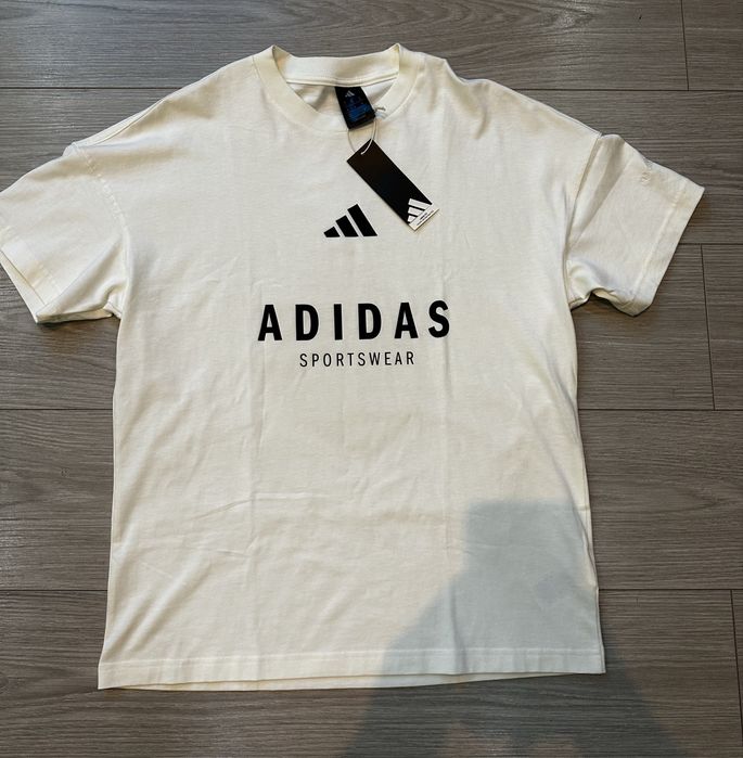 Мъжка тениска Adidas (S) НОВА!