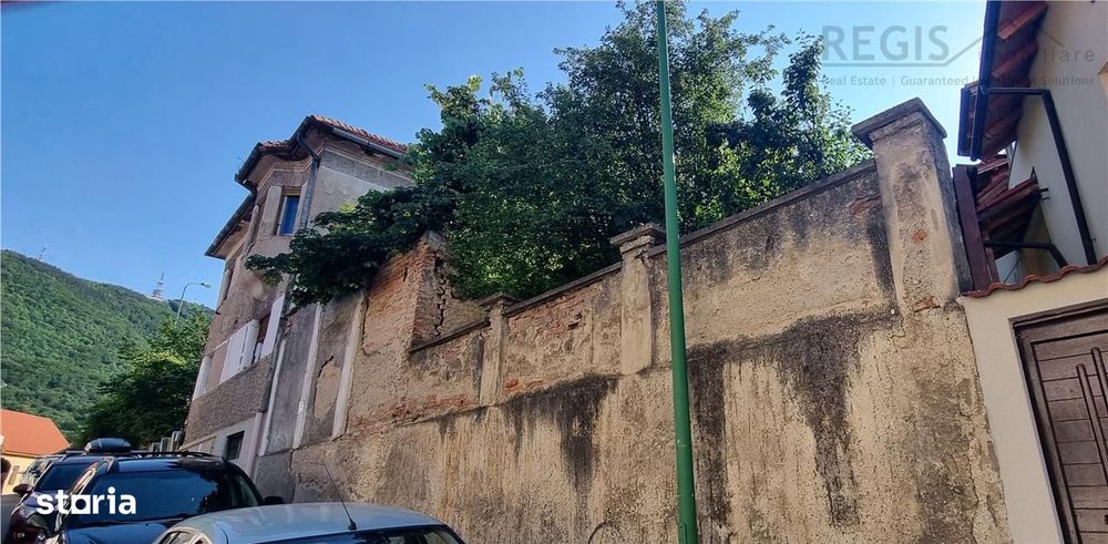 Apartament de doua camere  la casa , cu gradina zona centrul Istoric