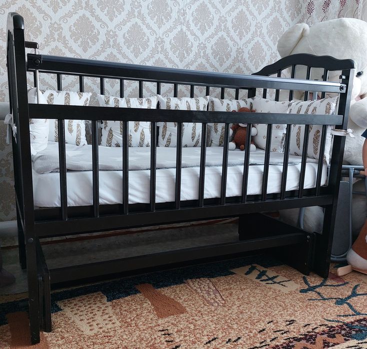 Продам детскую кроватку