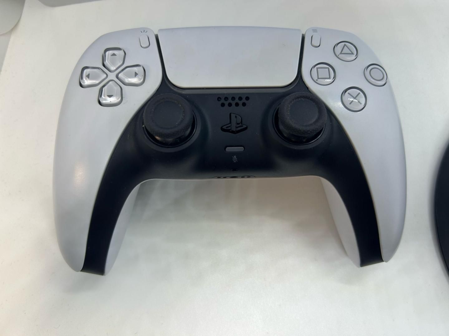 Consola PlayStation 5 (PS5) 825GB, C-Chassis, White -D-