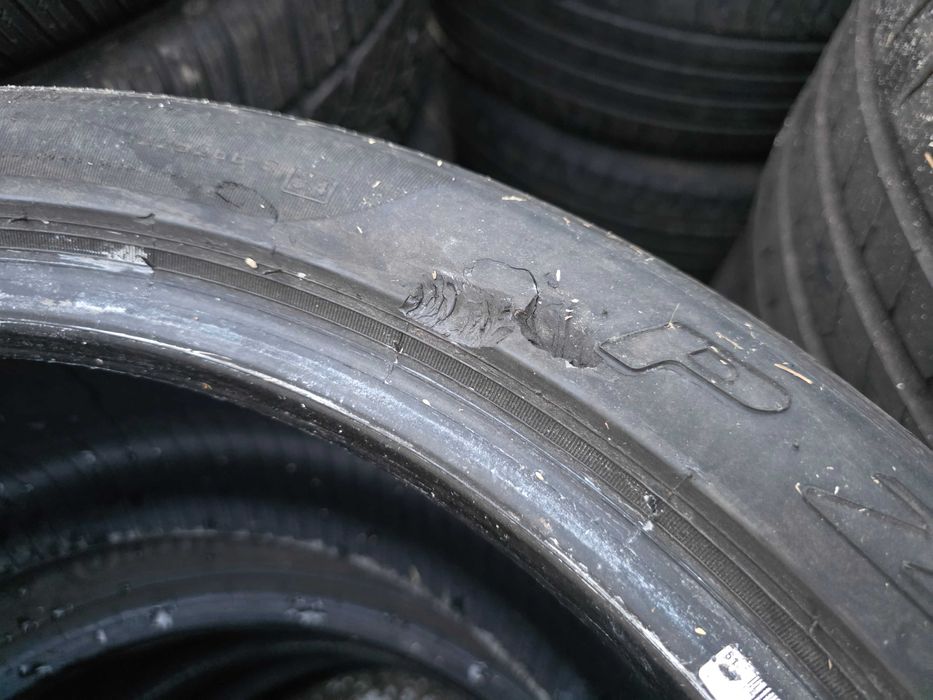 2бр Летни гуми 265 35 18 - Pirelli