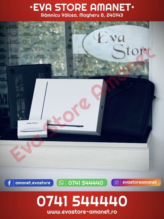 Laptop Apple MacBook Air 13 inch M3 2024 250GB 8GB RAM Garantie 2028