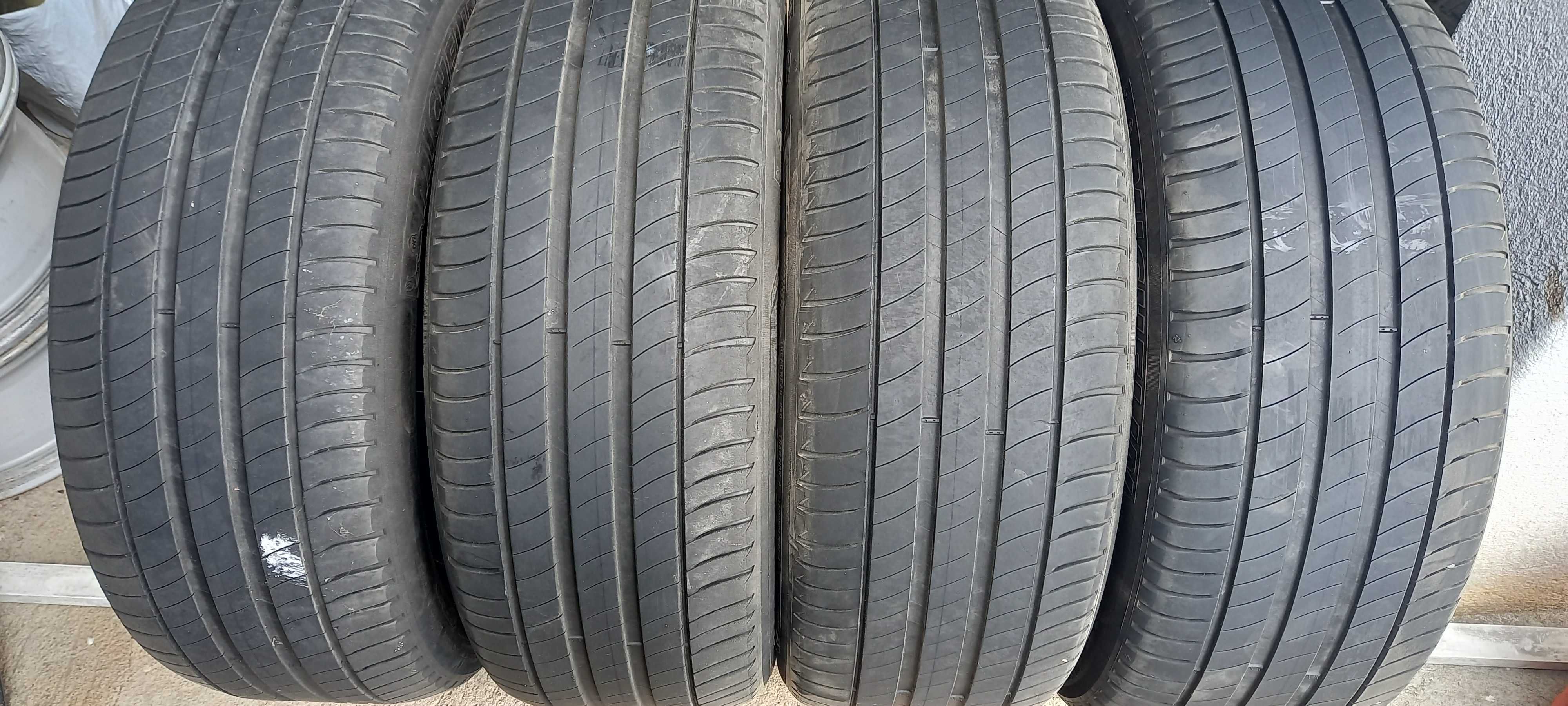 235 55 18 Michelin primacy3