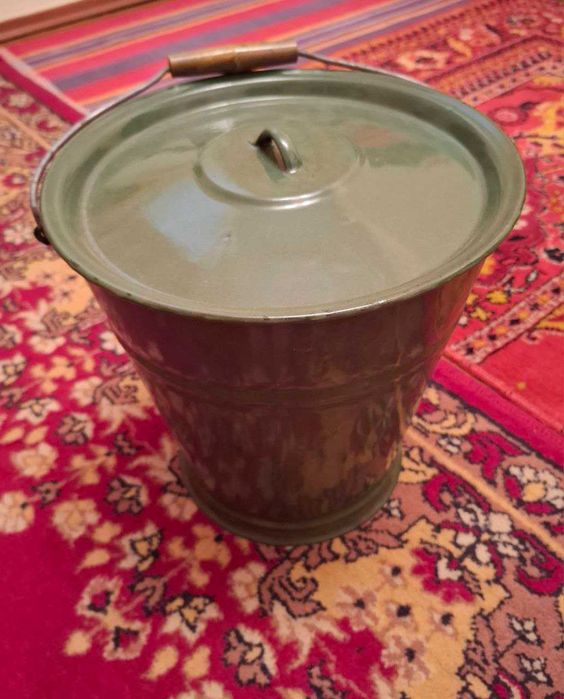 Ведро большое эмалированное