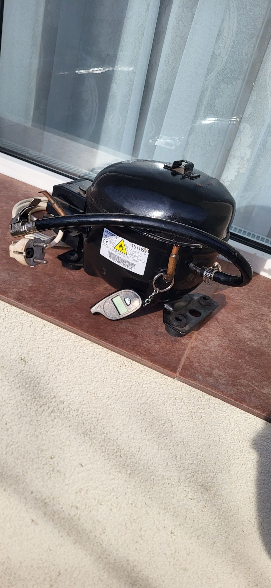 Motor Frigider / Compresor Aer cu manometru digital