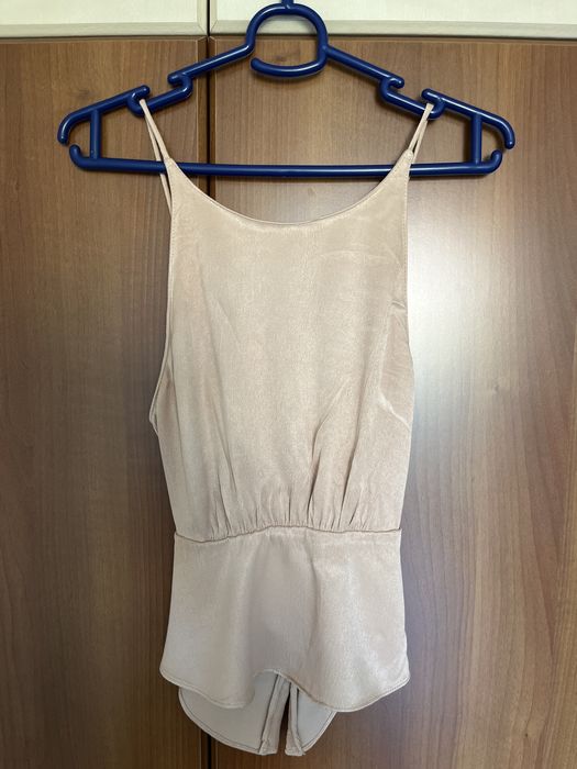 Maieu Zara cu spatele gol, marimea XS