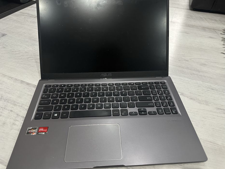 Laptop asus m515da-bq230, ryzen 3,,ssd 512 GB, windows  11