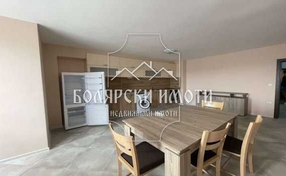 Дава се под наем Тристаен апартамент в Велико Търново, Център - 80 кв.м за 408 € - Снимка #1