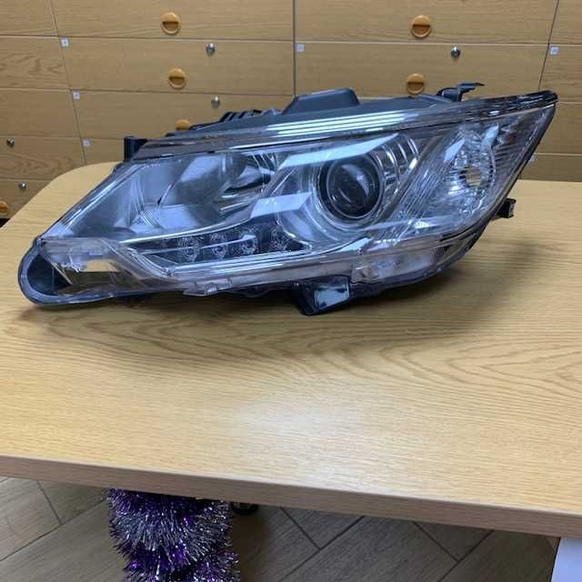 Фара, фонарь, туманка на Toyota Camry 55    2014г.-2017г.