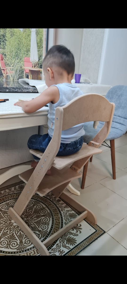 Детский растущий стульчик, стульчик для рисования, НОВЫЙ