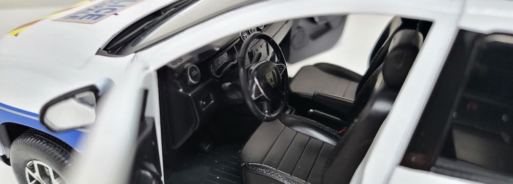 Machetă Dacia Duster 1/18 Solido