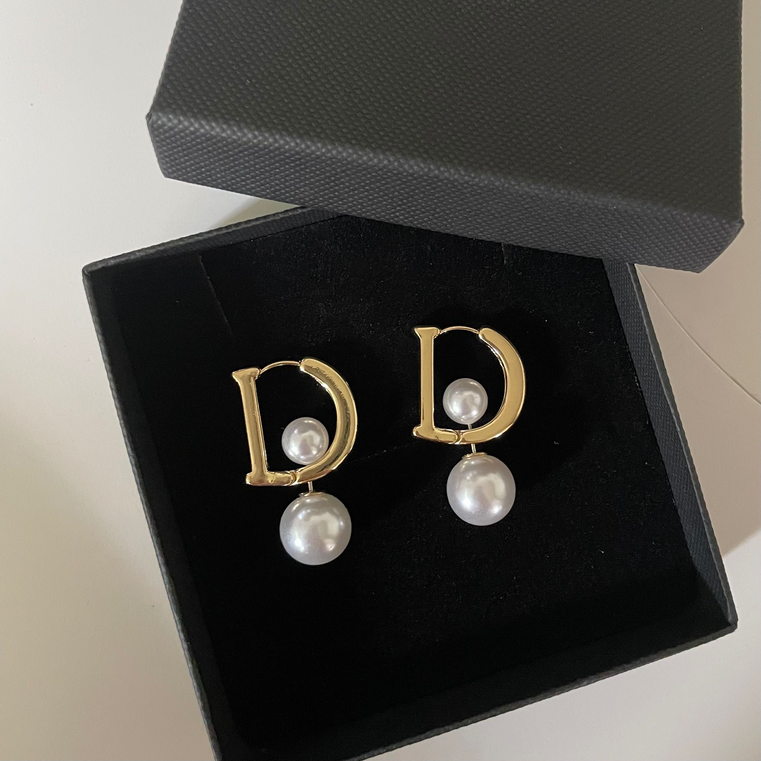 DIOR обеци колие