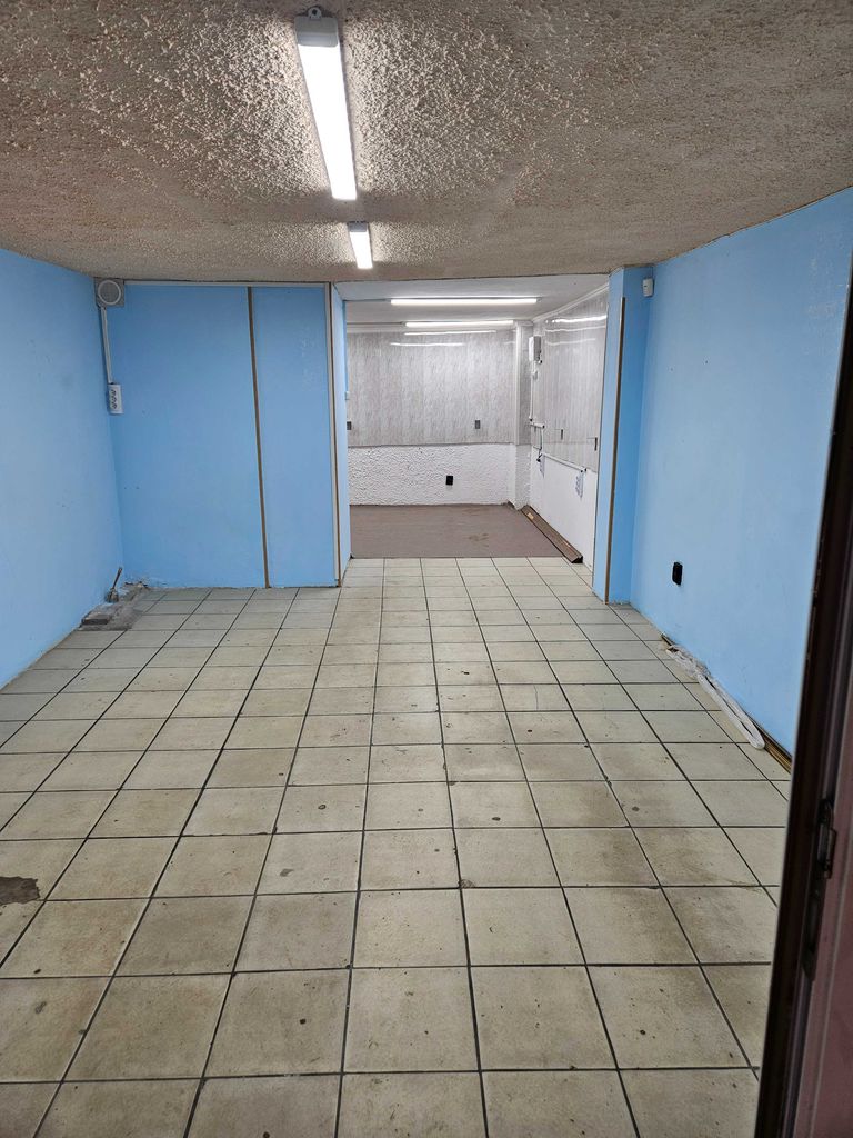Дава се под наем Гараж / Паркомясто в София, Младост 1 - 31 кв.м за 306 € - Снимка #10
