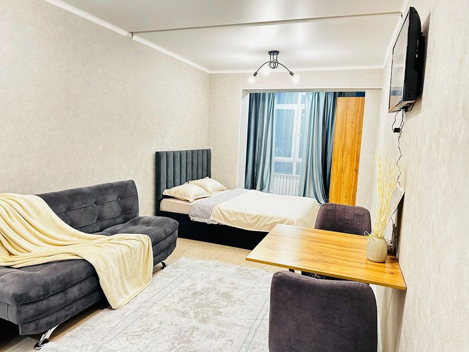 Сдается квартира посуточно/почасово с видом на Сайран