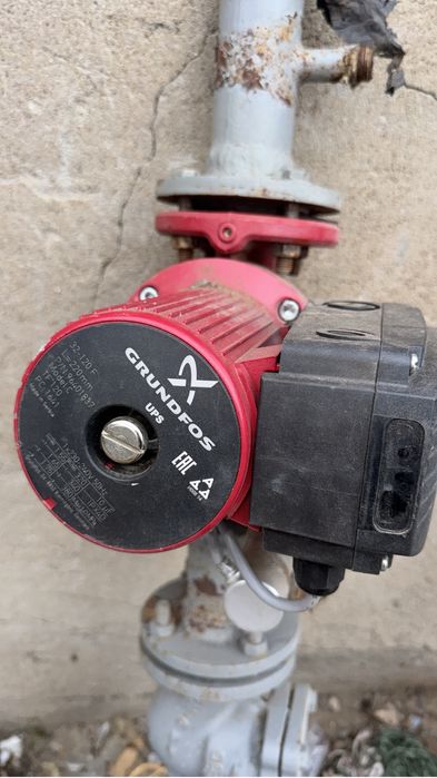 Продам Grundfos насос циркуляционый