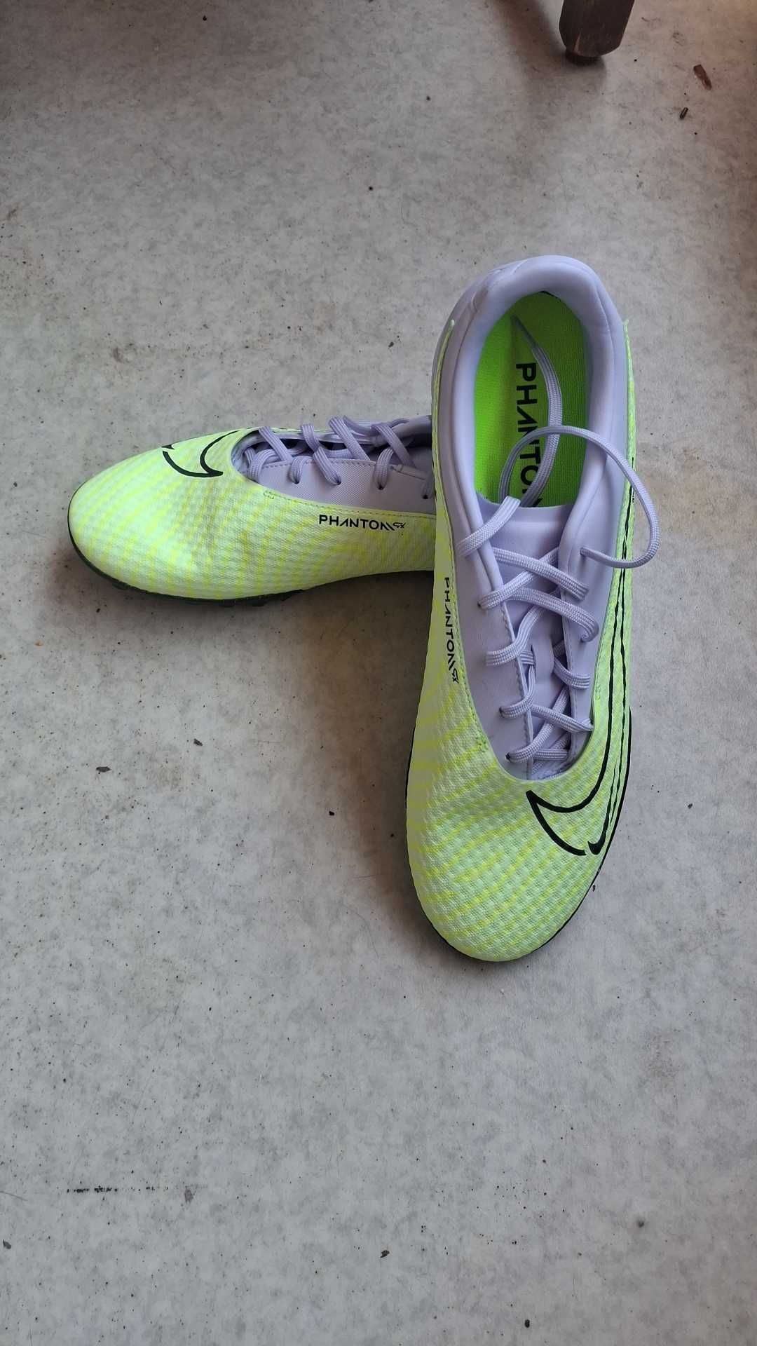 Nike Phantom 39р