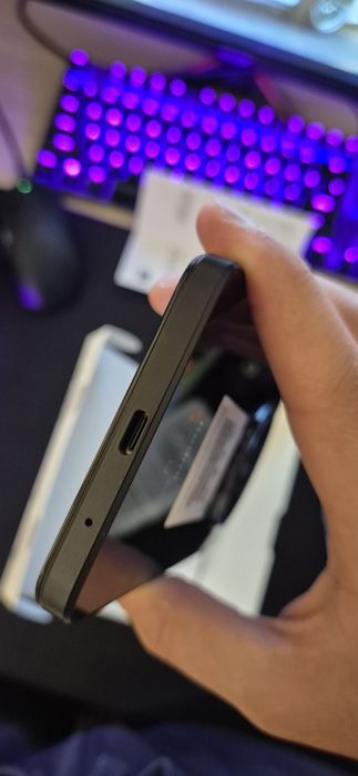 телефон Redmi A3