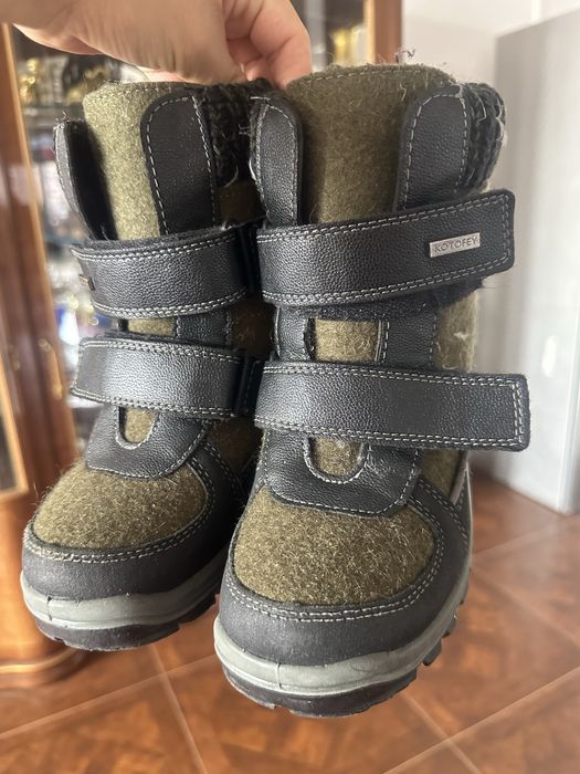 Продам деткие зимние сапоги KOTOFEY разм33 , состояние новых