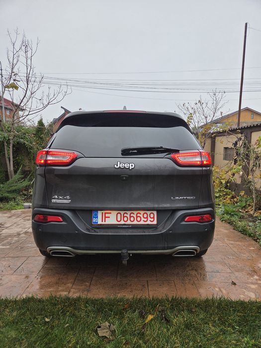 Jeep Cherokee 2014 4x4 2.0d /Automata/Led/Keyless/Camera/Navi RATE!