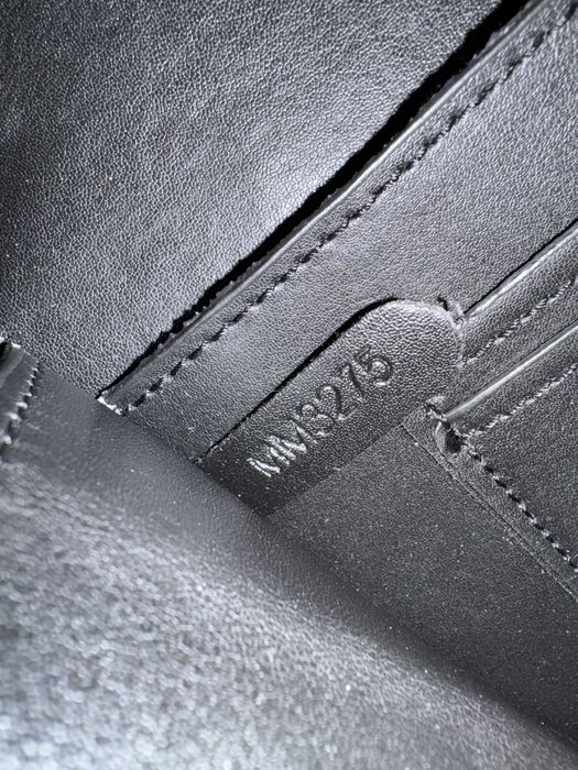 Geantă Yves Saint Laurent