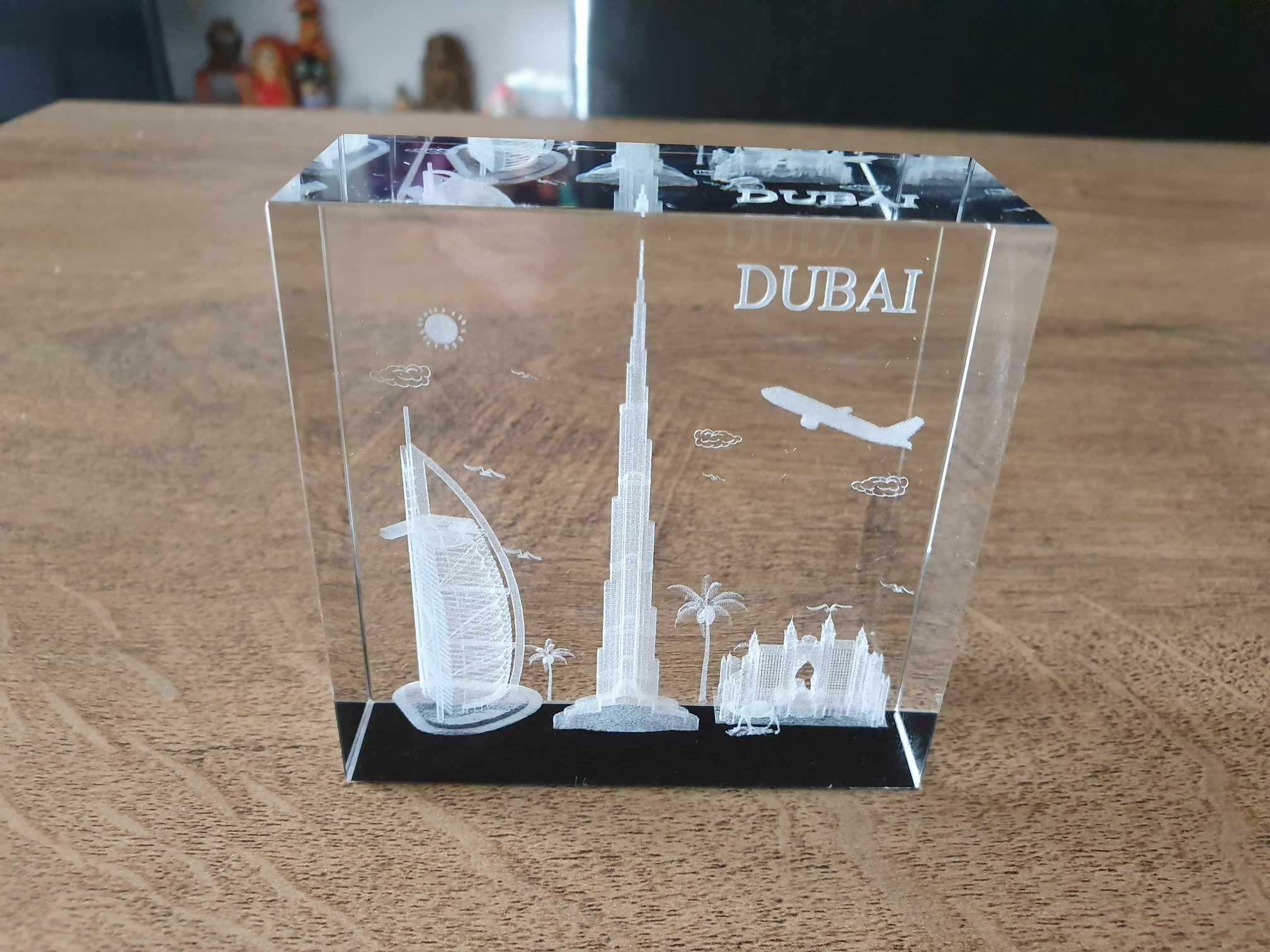 Decoratie mini Dubai cristal cu avion | Perfect pentru cadou