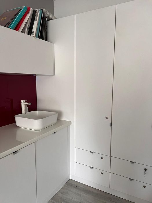 Dulap mare compartimentat