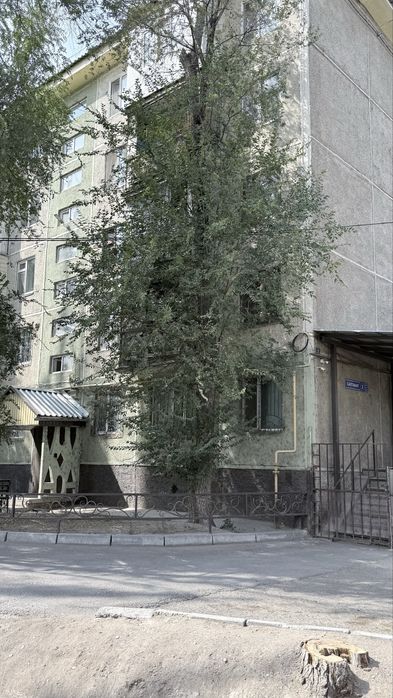 4мкр 3дом 2 ком продажа