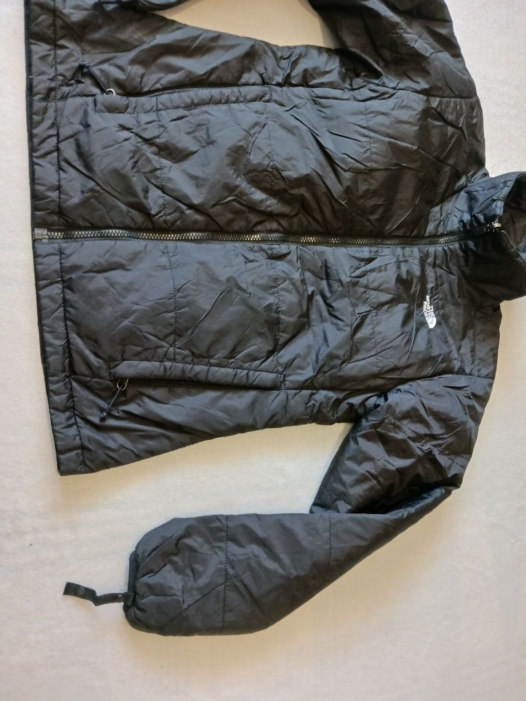 Geaca damă the north face mărimea m,  interior de la alta geaca