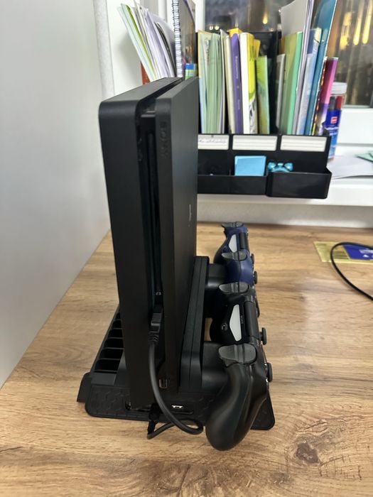 PlayStation 4 slim