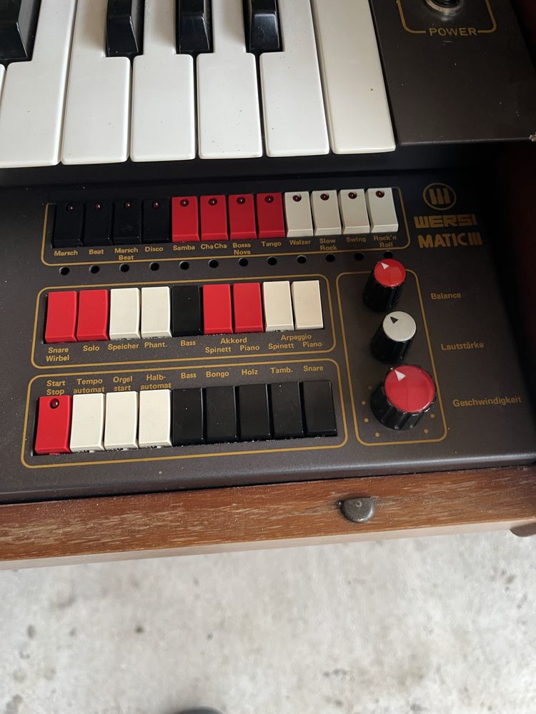 Orgă Wersi electronica
