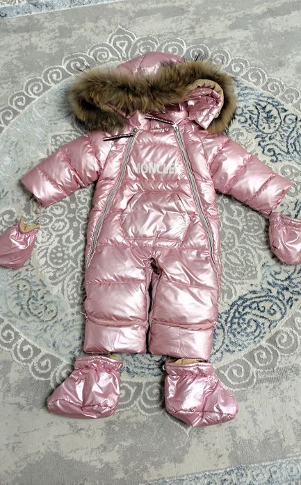 Абсолютно новый пуховик носили 1 сезон : 6 мес - 2 года
