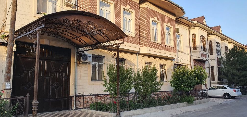 Продаётса евроучасток Сергели метро янги хаёт 4 бекат 3сот 8 ком