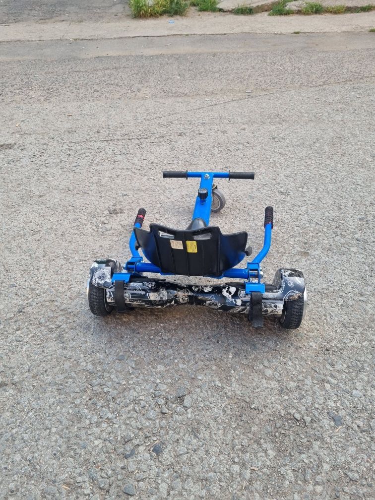 Vând hoverboard împreună cu scaun