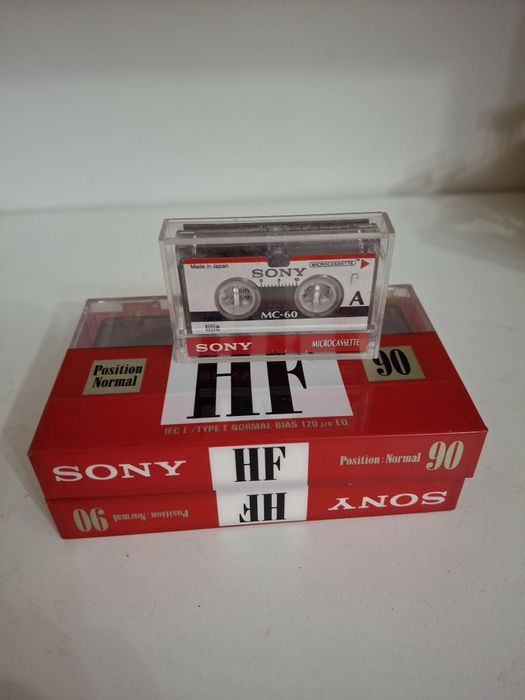 Продам новые  кассета  sony