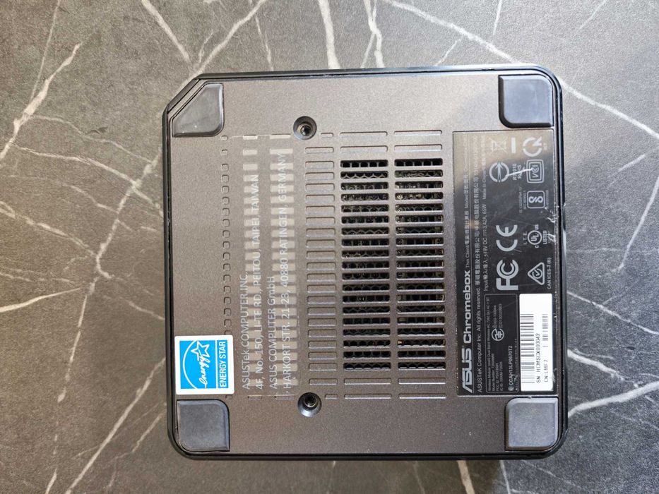 Chromebox Asus,Celeron 3215U ,4 GB RAM