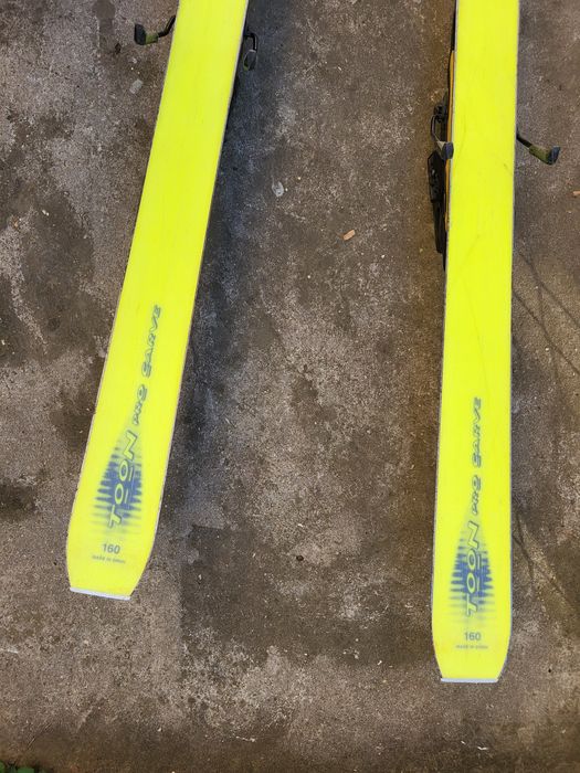 Дамски ски Rossignol